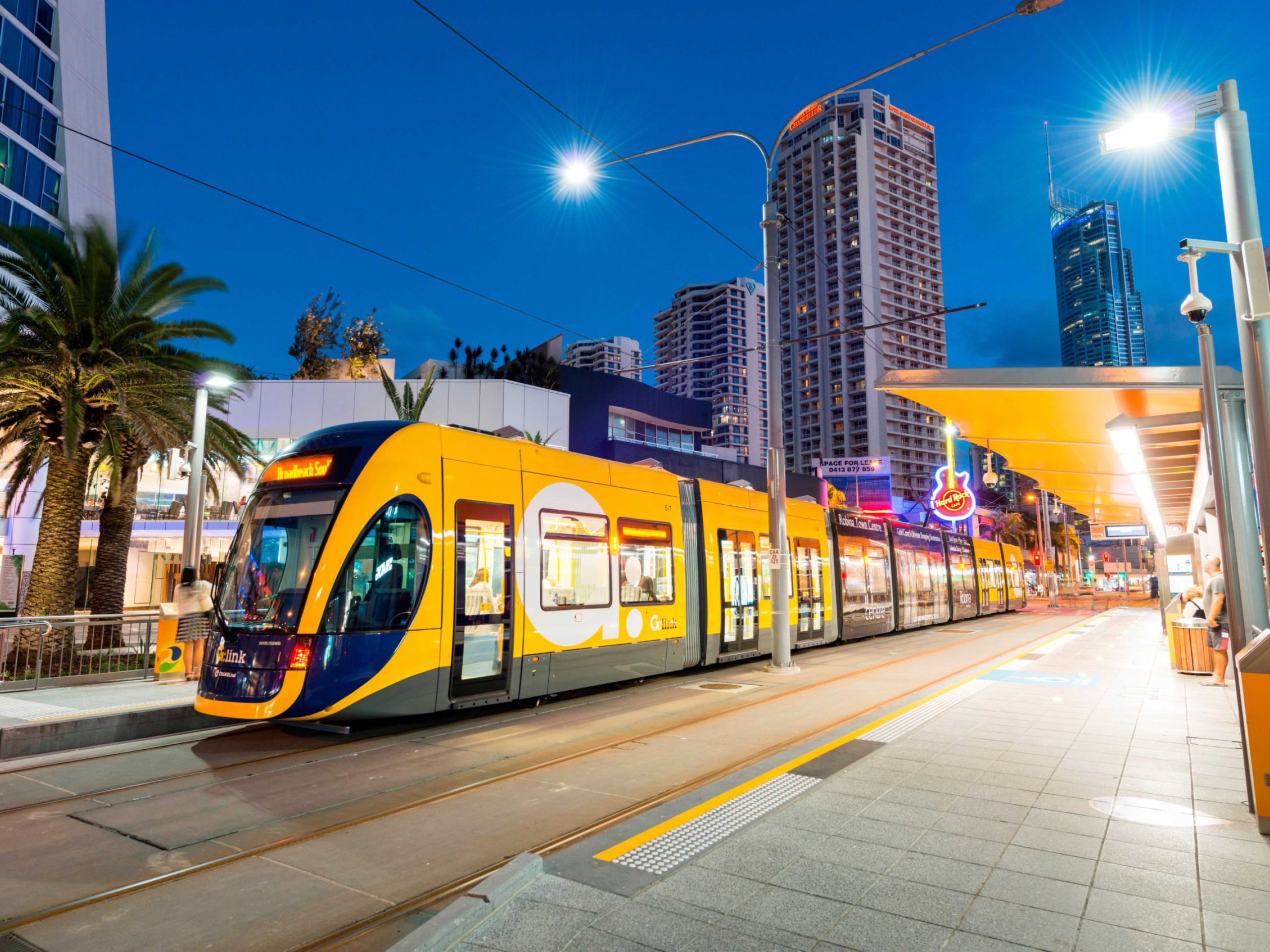 CARRARA, QLD 4211 AUS