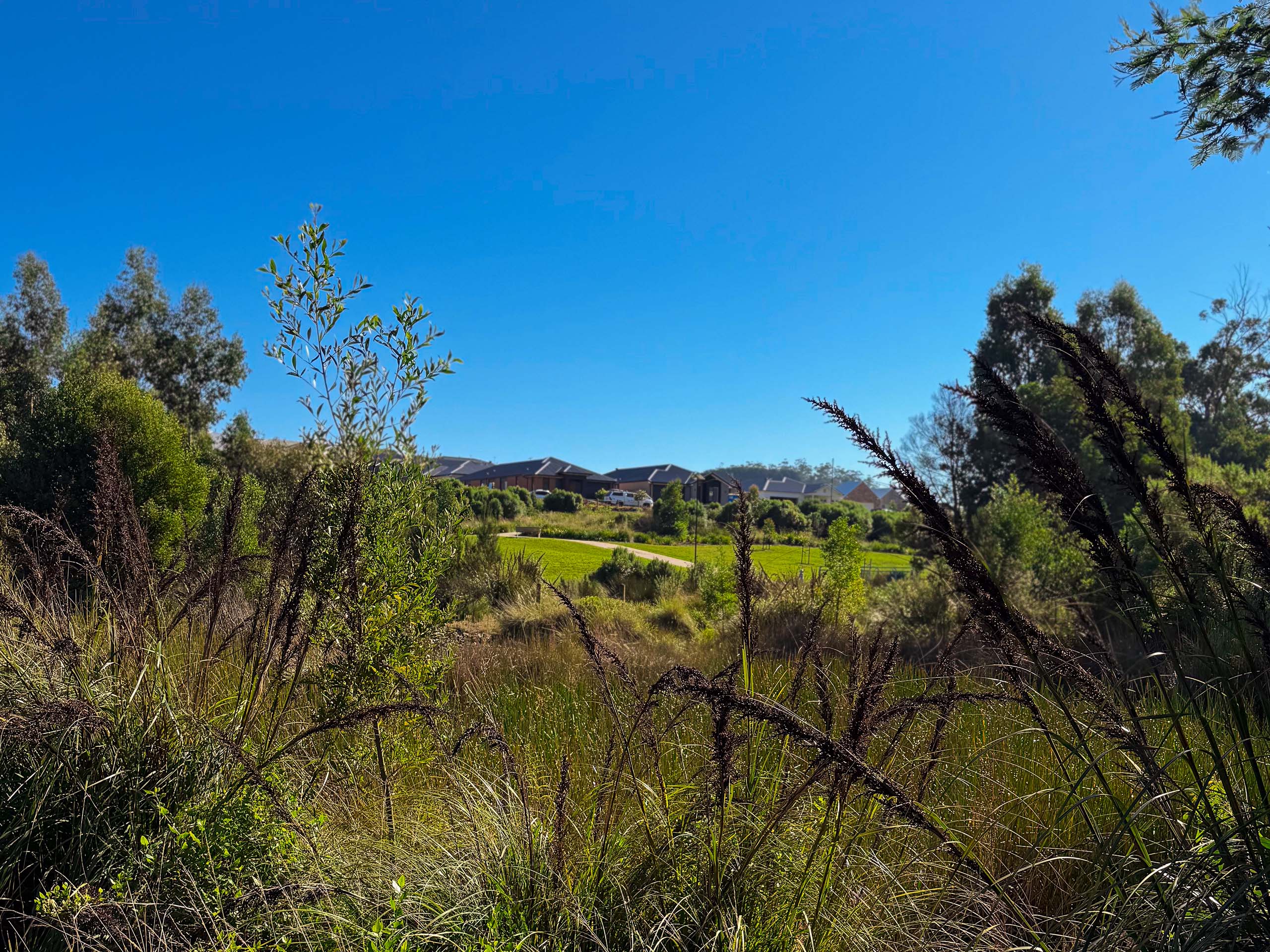 WARRAGUL, VIC 3820 AUS