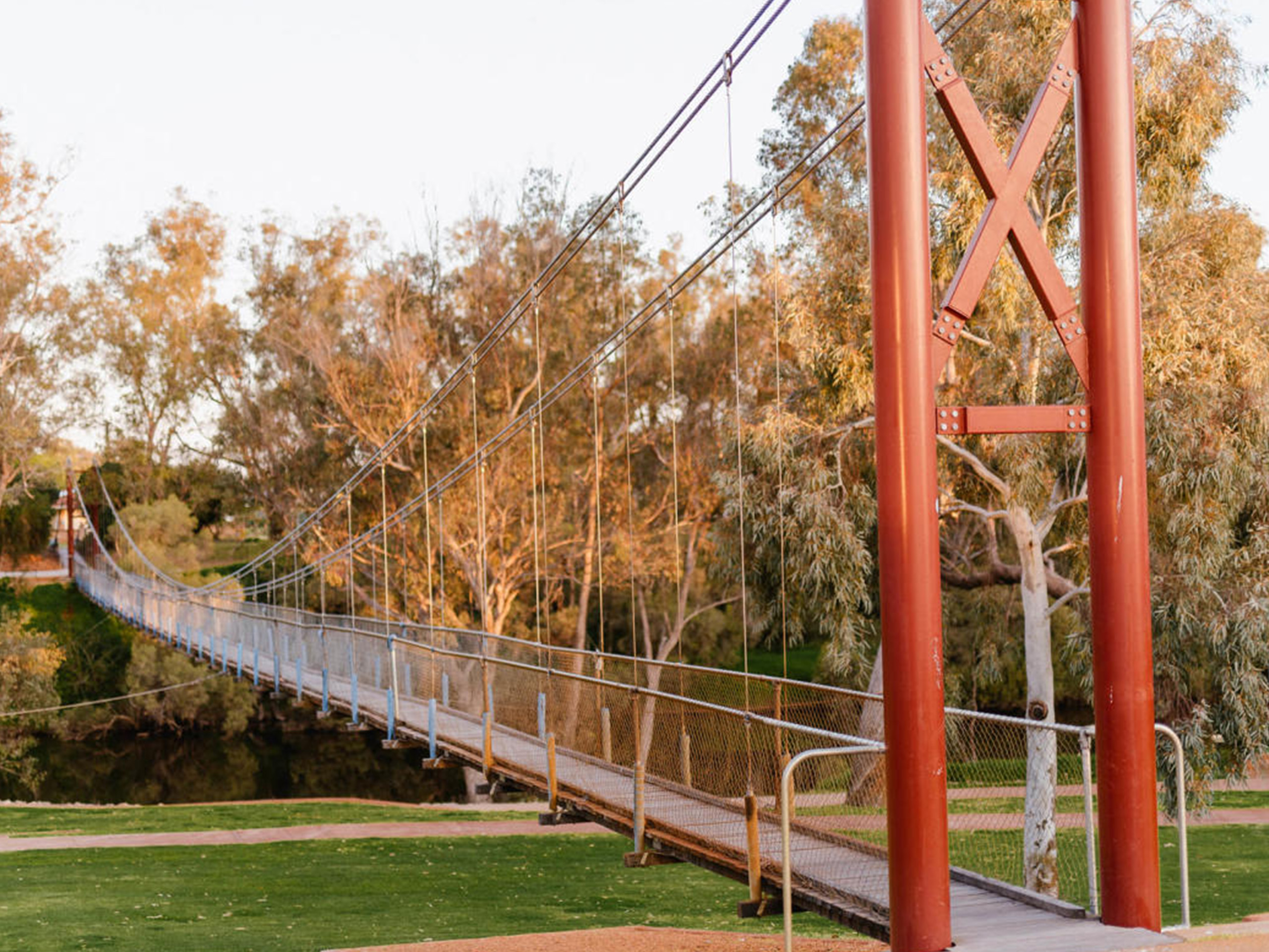 PINJARRA, WA 6208 AUS